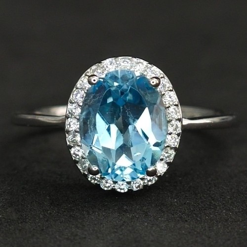 Natürlicher himmelblauer